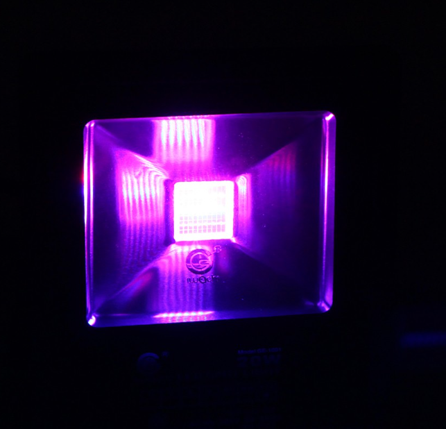 สปอร์ตไลท์ หลากสี LED RGB + รีโมท 100w IWACHI - Image 4